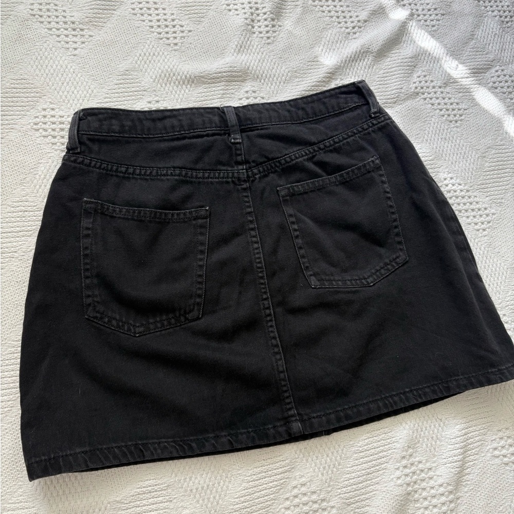 SOLD H&M black denim mini skirt - Picture 4 of 5